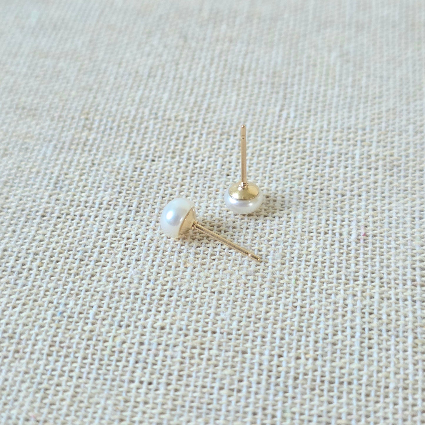 Earrings White Mini Pearl