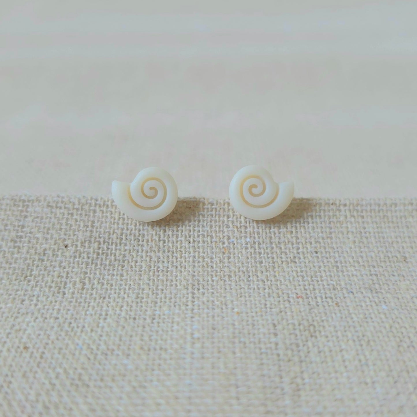 Earrings Milky Spiral